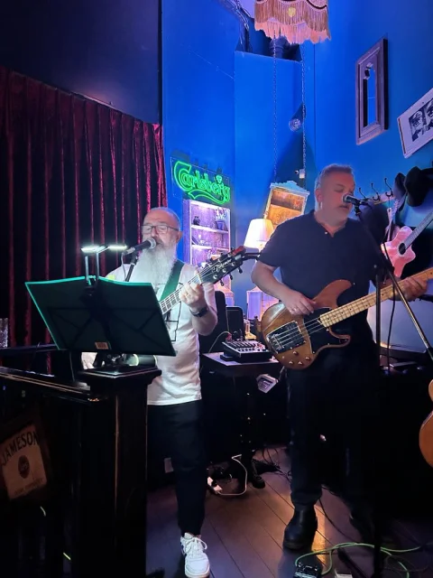 Banjaxed, Friday Music at Fenians