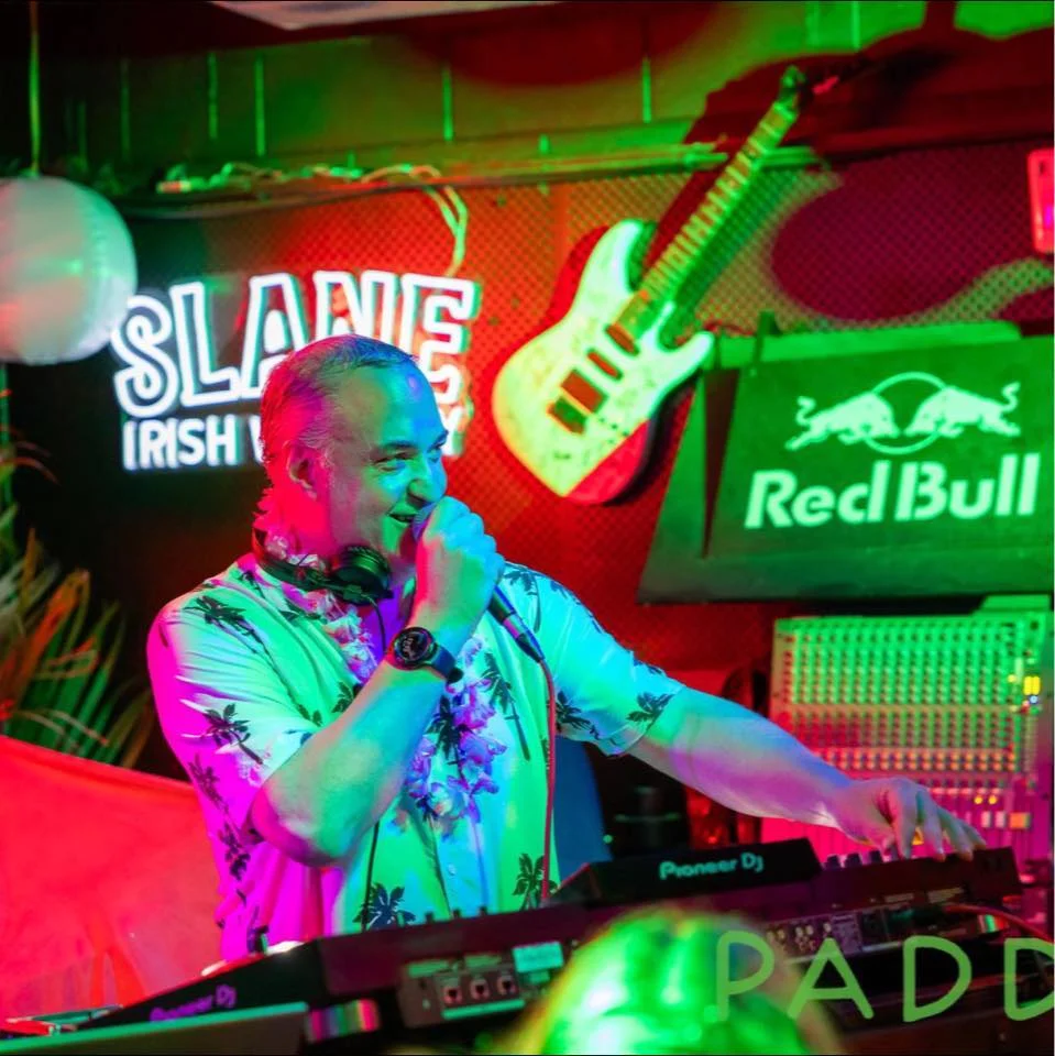 Mark Zylstra MC DJ HOST, DJ Cheese - Magic Men at Airlie Beach Hotel