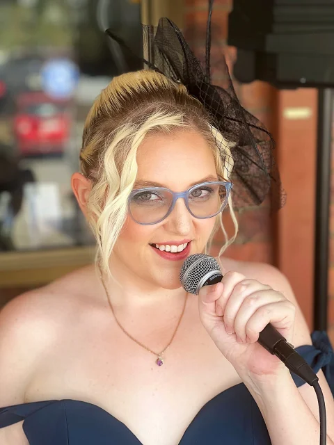 Mia Rose, Friday Soloist at The Bayswater Bar and Grill
