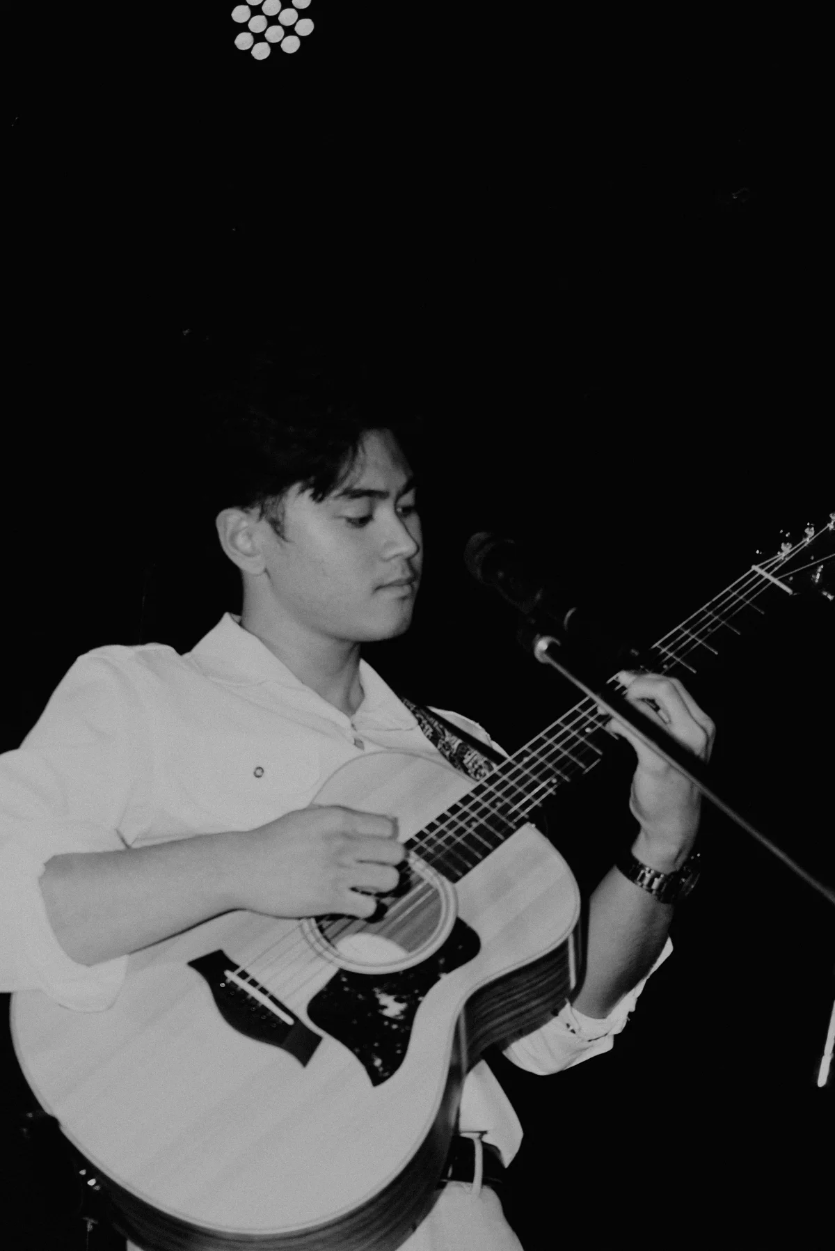 Ruzell Curita, Saturday Live Music at Landing7
