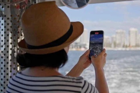 Aquaduck Gold Coast 1 hour City and River Tour in Gold Coast