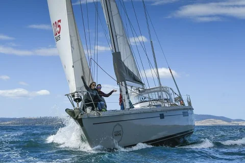 Hobart Sailing Experience in Hobart