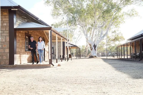 Alice Springs Highlights & Nature Escape Day Tour in Alice Springs