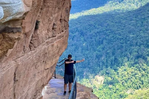 Blue Mountains Guided Day Trip from Sydney with Lunch in Haymarket