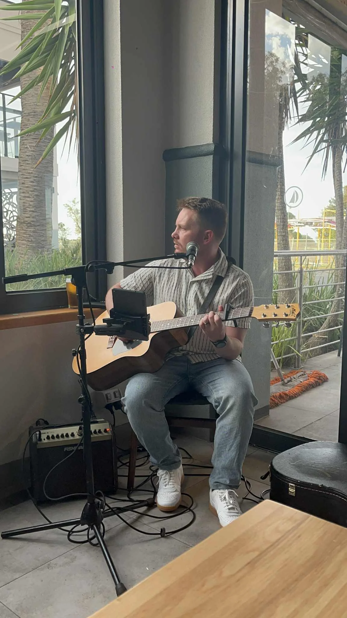 Jesse Lewis Acoustic, Friday Evening Live at Peppers Moonah Links Resort
