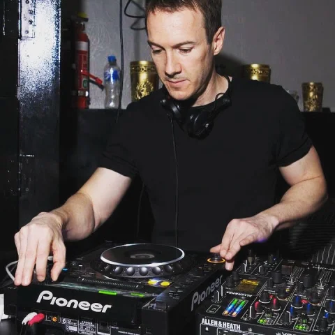 Baisman, Rooftop Function DJ at Quarterhouse