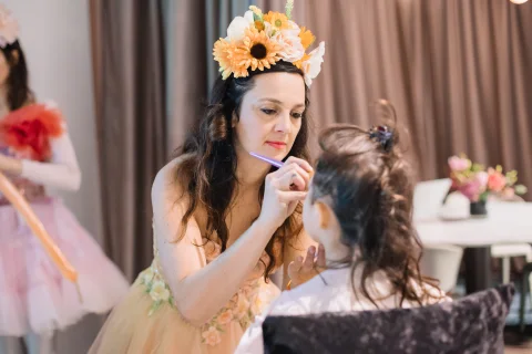 Antonella Ripani, Face Painter Halloween at Rye Hotel