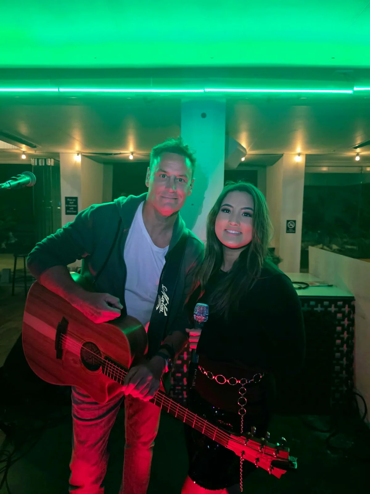 Steve Simmons Duo, Fridays @ The Amberton Beach Bar & Restaurant at The Amberton Beach Bar & Restaurant
