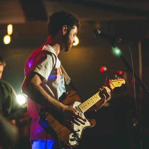 Brody Lawton, Reef & Riffs @ Beach Hotel at The Beach Hotel Townsville