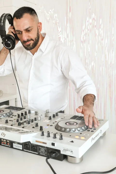 Christopher Rizk aka DJ Ceazik, Willowdale Friday DJs at Willowdale Hotel