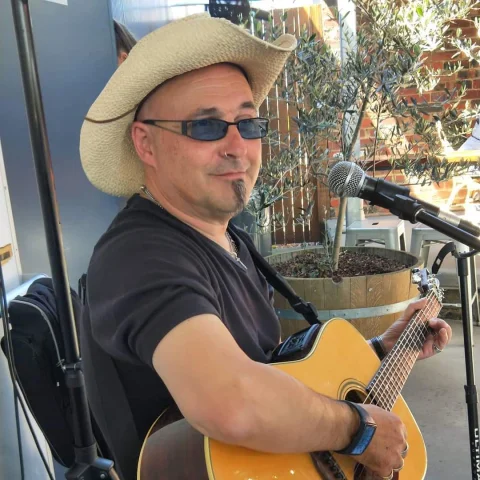 Ray Tosti, Live Music Saturdays at Yarra Valley Grand Hotel