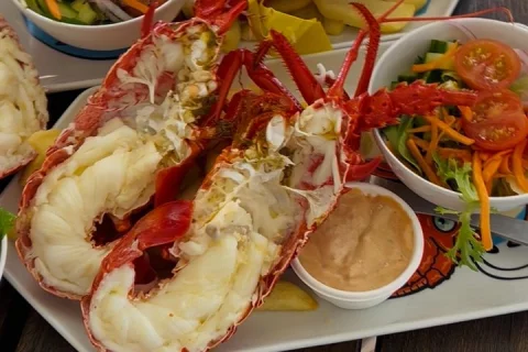 Pinnacles Desert and Catch Your Own Lobster Lunch Safari. in Perth