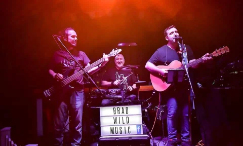Brad Wild Band, Fri Band at Gilhooleys