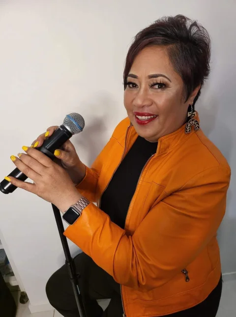 Evie Soul Sister, Friday PM - Soloist - Lounge at Greenbank Services Club