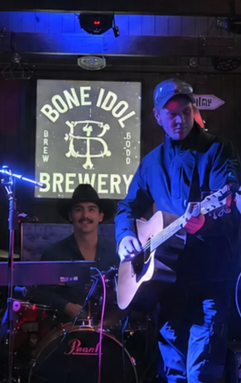 Jamies Shed Band, Fridays @ Highfields Tavern at Highfields Tavern