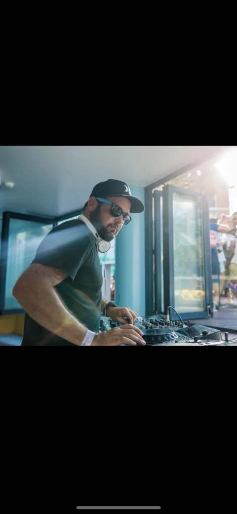 DJ Damo, Saturday DJs at Horse & Jockey Hotel