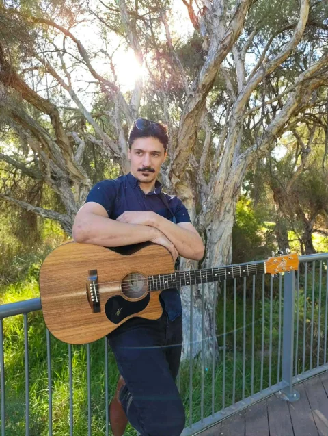 Lyle Anwar, Fridays Live @ Scarbs Beach Bar at Scarborough Beach Bar