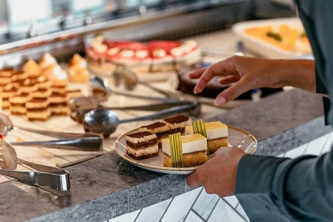 Skyfeast Dining Experience at Sydney Tower in Sydney