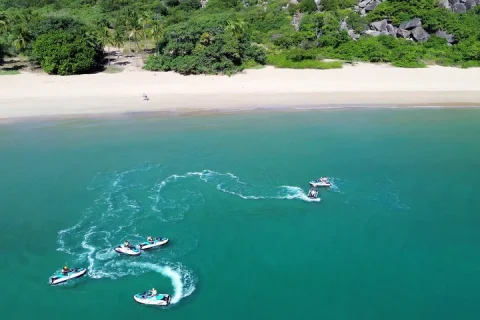Magnetic Island Express Jet Ski Tour in Townsville