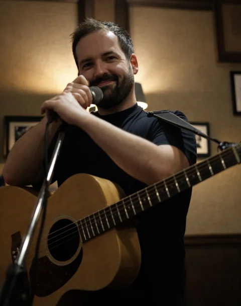 Ryan Mullin, Sunday Night at Finn McCool's Surfers Paradise