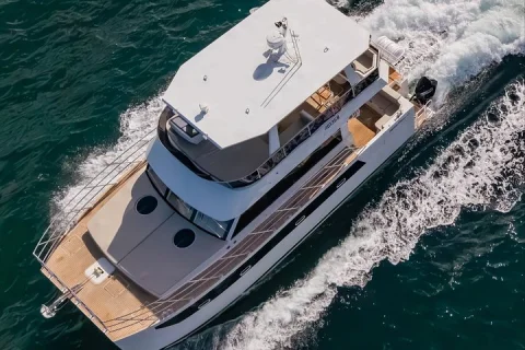 Hobart 3 Hour Sightseeing and Fishing Cruise in Barretta