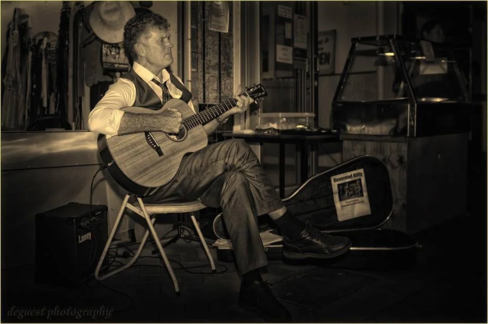 Rev. Billy Blues*, Open Mic at Royal Mail Hotel