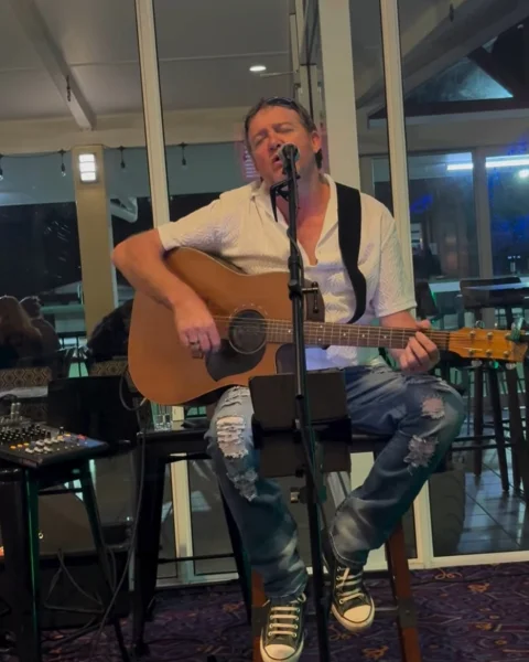 TROY ROGAN, Saturday arvo session 3-7PM at Trinity Beach Tavern