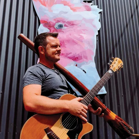 Live music with Solo West at Hoey Moey Hotel