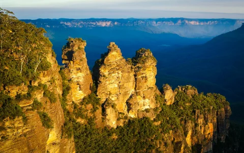 Blue Mountains Tour with Scenic World & Sydney Zoo or Featherdale Wildlife Park in Sydney