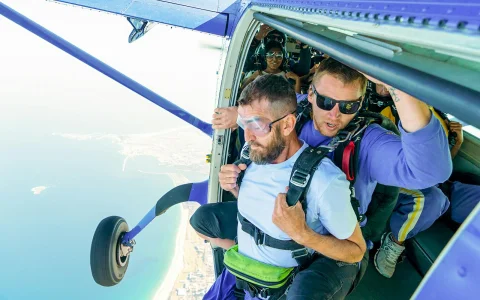 Tandem Skydive at Wollongong Beach in Wollongong