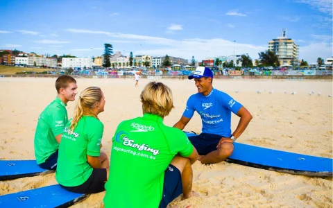 2 Hour Surf Lesson at Bondi Beach in North Bondi