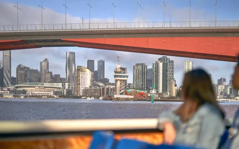 1 Hour Yarra River Sightseeing Cruise in Melbourne