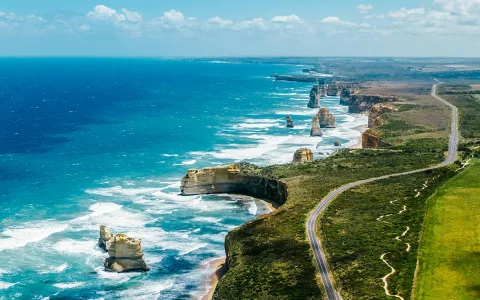 Great Ocean Road & 12 Apostles Classic Day Tour