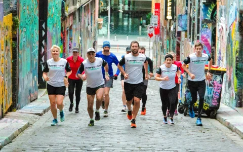 Melbourne Laneways & Street Art Running Tour with Coffee in Melbourne