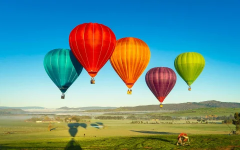 Sunrise Hot Air Balloon Flight over Yarra Valley with Optional Breakfast in Yarra Glen