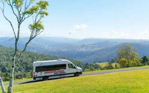 Lamington National Park, O'Reilly's Rainforest Retreat & Vineyard Tour