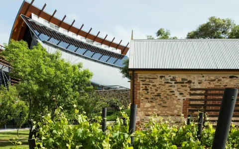 Adelaide City Guided Tour with Hotel Transfer in Adelaide