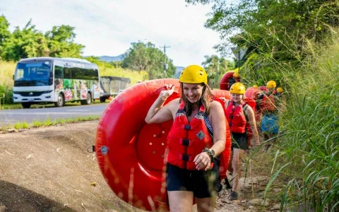Cairns: Mulgrave River Tubing Half Day Guided Tour in Cairns