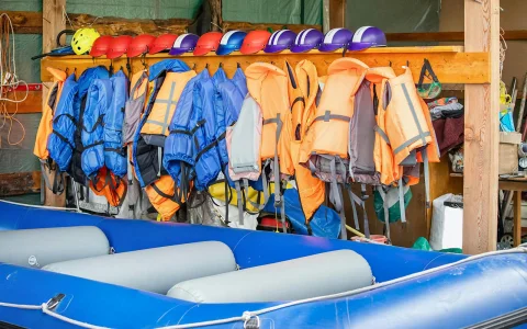 Tully River Grade 3 to 4 Guided Rafting Tour in Cairns