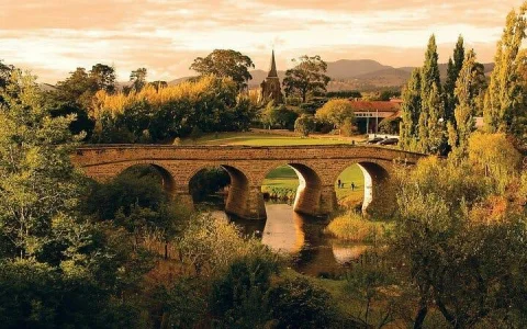 Tasmania 6 Day Day Trip Bundle: Cradle Mountain, Wineglass Bay, Port Arthur in Hobart