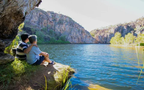 Full Day Guided Tour of Katherine Gorge & Edith Falls with Round Trip Transfers in Darwin