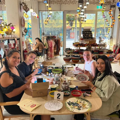 Ceramic Paint and Sip Classes in Melbourne in Melbourne