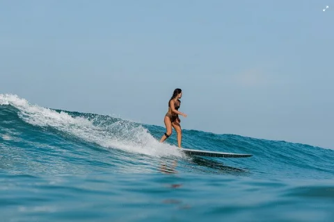 Youth Group Surf Lessons in Gold Coast